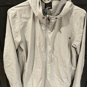 Vuori Renew Shell Light Gray Windbreaker